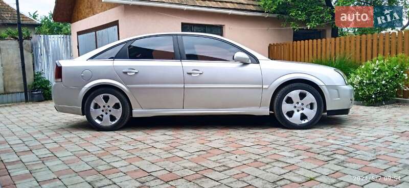 Ліфтбек Opel Vectra 2004 в Мукачевому