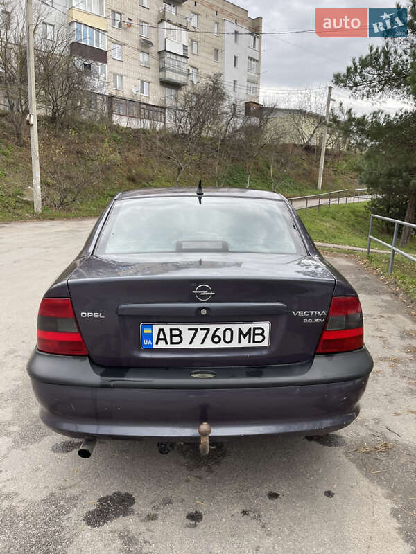 Седан Opel Vectra 1997 в Вінниці фото 4 Седан Opel Vectra 1997 в Вінниці