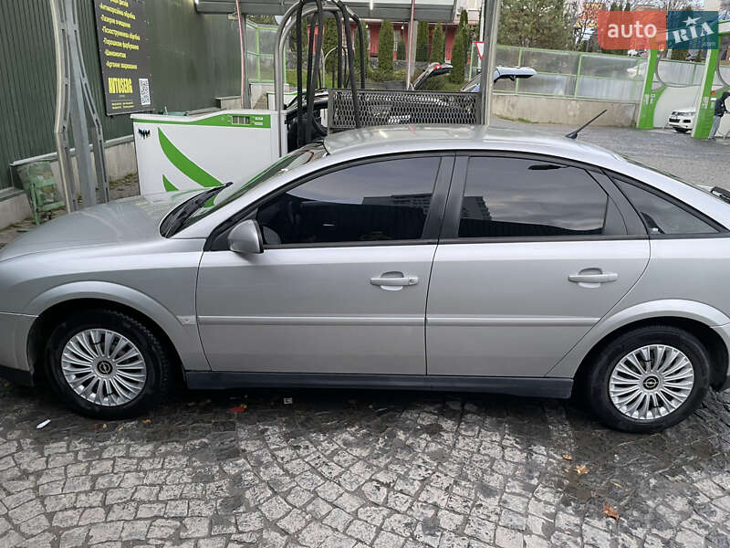Лифтбек Opel Vectra 2004 в Хмельницком фото 5 Лифтбек Opel Vectra 2004 в Хмельницком