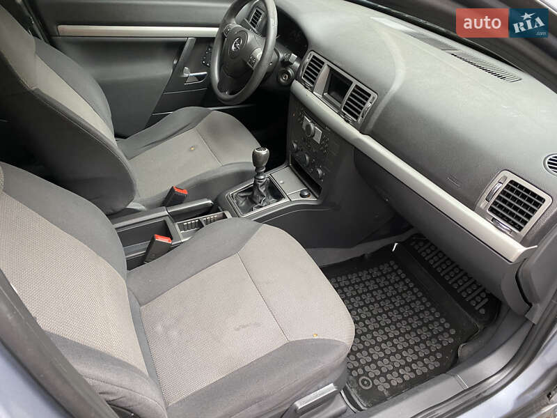 Седан Opel Vectra 2008 в Харкові