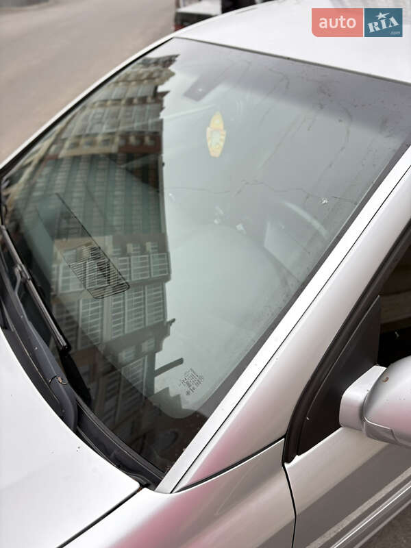 Седан Opel Vectra 2008 в Умани