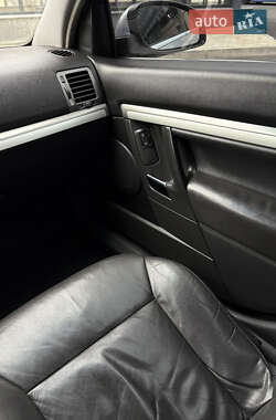 Седан Opel Vectra 2008 в Умани