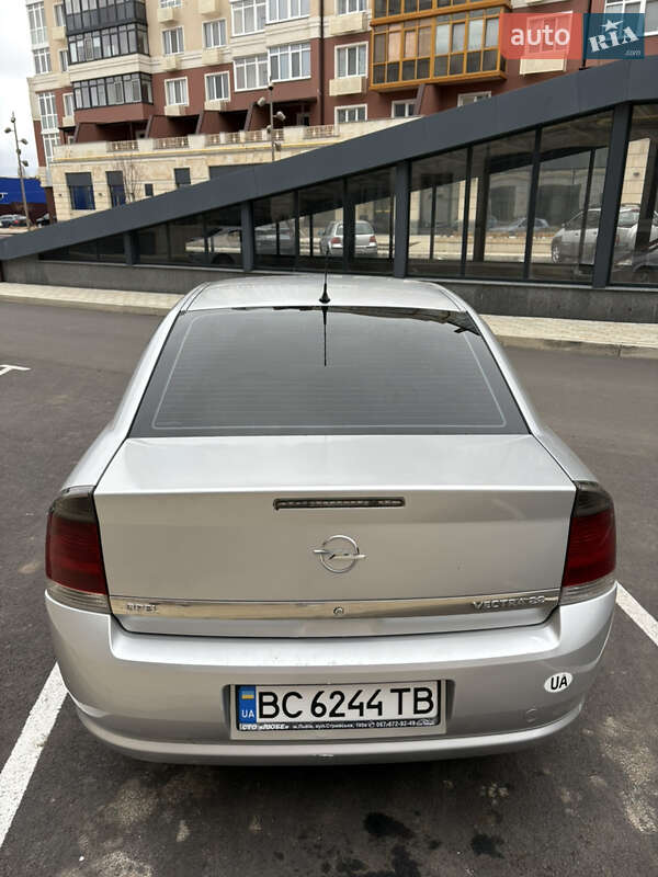Седан Opel Vectra 2008 в Умани