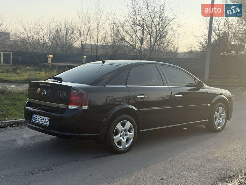 Ліфтбек Opel Vectra 2006 в Дніпрі