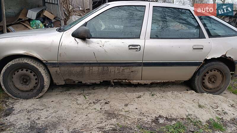 Седан Opel Vectra 1992 в Києві