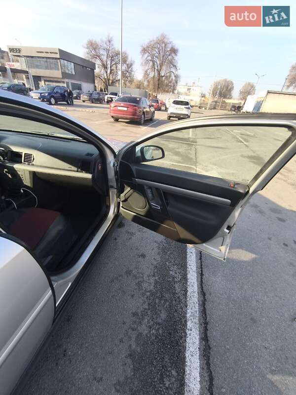 Седан Opel Vectra 2003 в Дніпрі