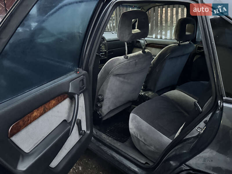 Седан Opel Vectra 1994 в Каменке-Бугской