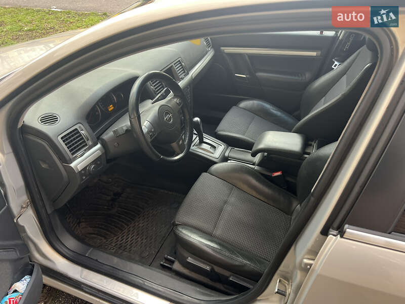 Лифтбек Opel Vectra 2008 в Киеве