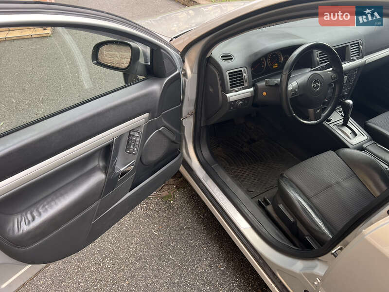 Лифтбек Opel Vectra 2008 в Киеве