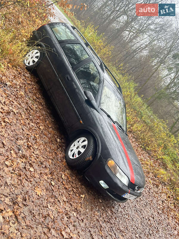 Универсал Opel Vectra 1998 в Львове