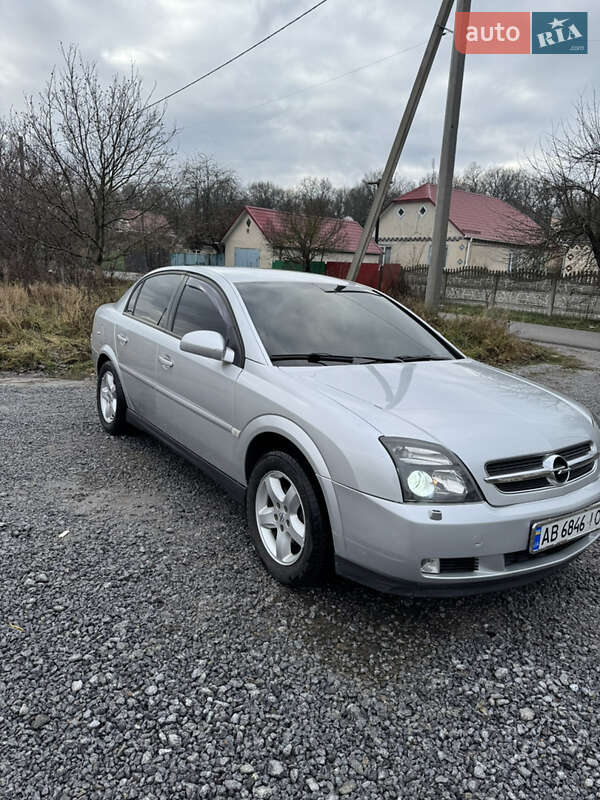 Седан Opel Vectra 2004 в Вінниці
