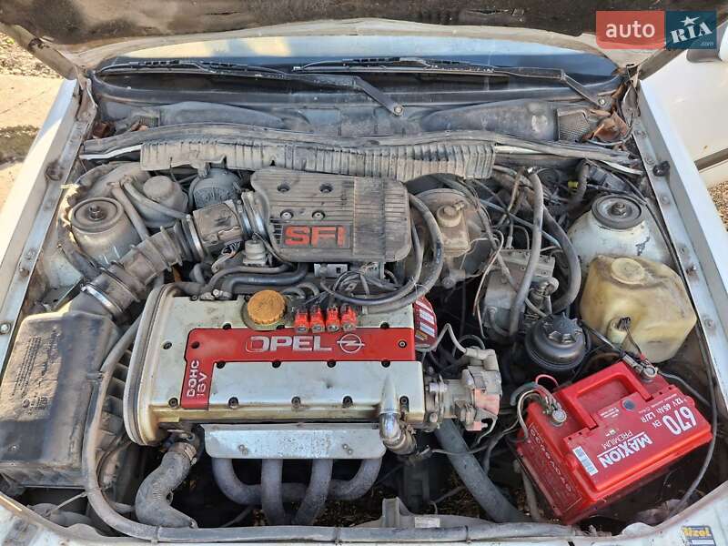 Лифтбек Opel Vectra 1993 в Ивано-Франковске