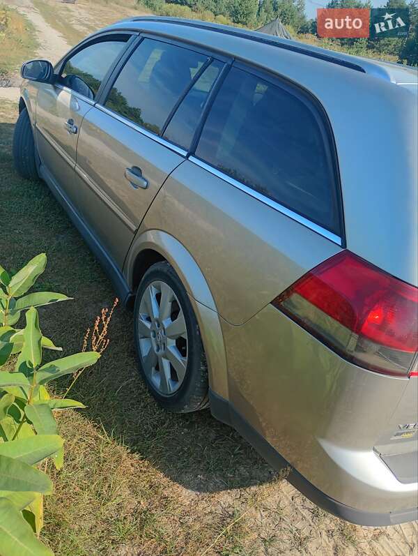 Універсал Opel Vectra 2004 в Костопілі