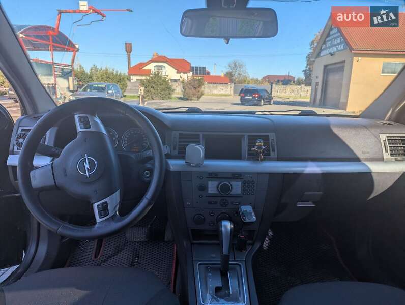 Універсал Opel Vectra 2005 в Городку