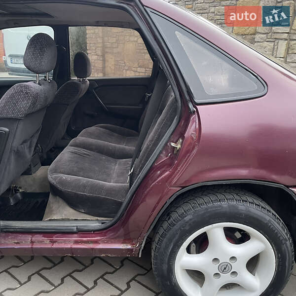 Седан Opel Vectra 1991 в Хмельницькому
