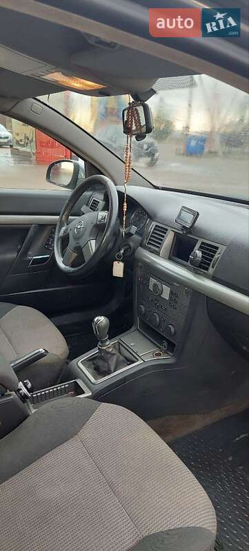 Универсал Opel Vectra 2005 в Ивано-Франковске