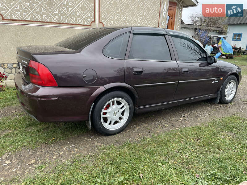 Седан Opel Vectra 2000 в Чернівцях