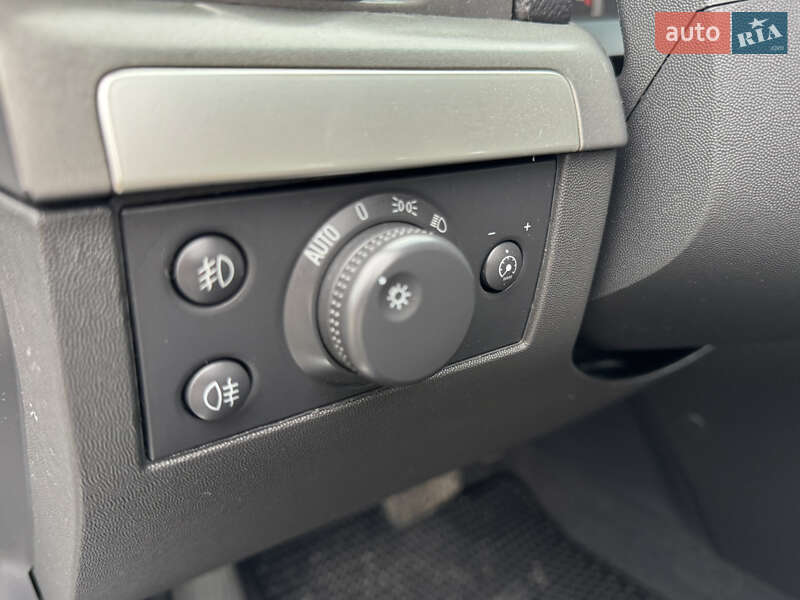 Седан Opel Vectra 2008 в Луцьку