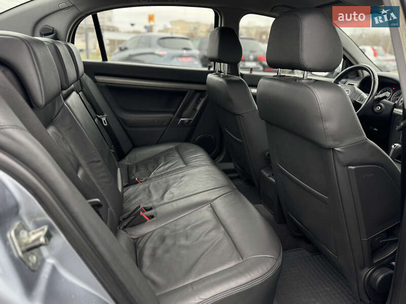 Седан Opel Vectra 2008 в Луцьку