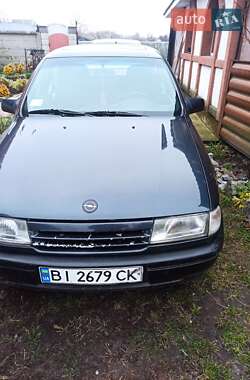 Седан Opel Vectra 1993 в Хоролі