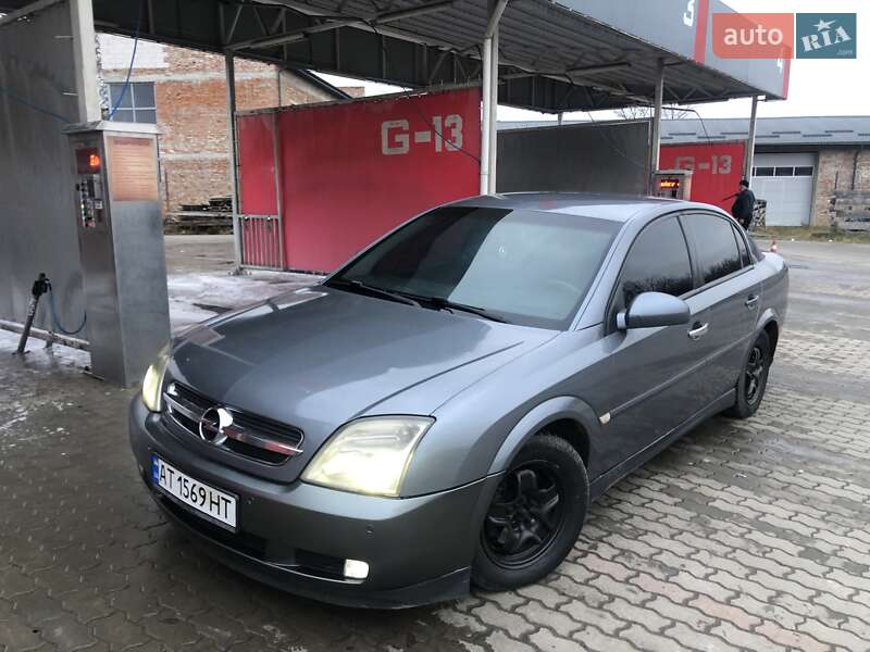 Седан Opel Vectra 2005 в Калуші