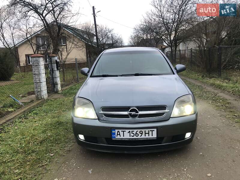 Седан Opel Vectra 2005 в Калуші