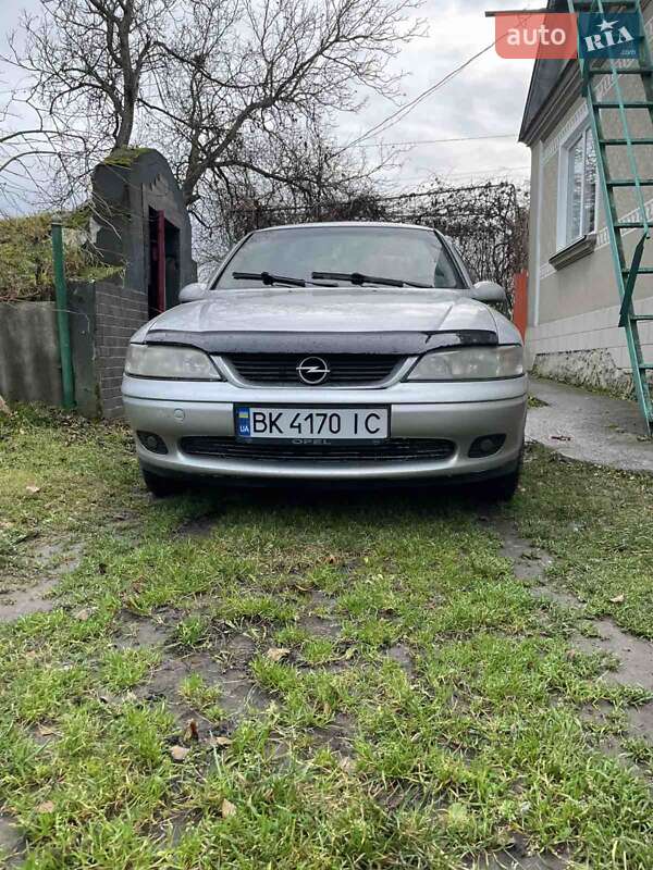 Седан Opel Vectra 2001 в Ровно