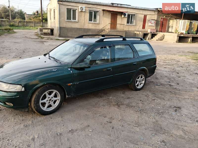 Универсал Opel Vectra 1998 в Белгороде-Днестровском