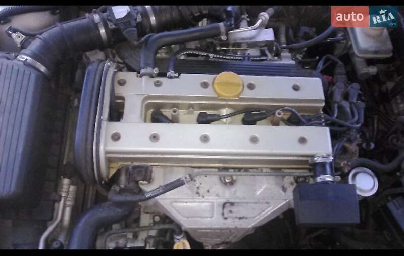 Лифтбек Opel Vectra 1996 в Тернополе фото 4 Лифтбек Opel Vectra 1996 в Тернополе