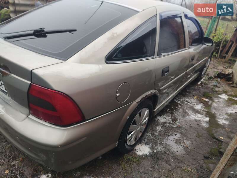 Ліфтбек Opel Vectra 1999 в Іллінцях фото 3 Ліфтбек Opel Vectra 1999 в Іллінцях