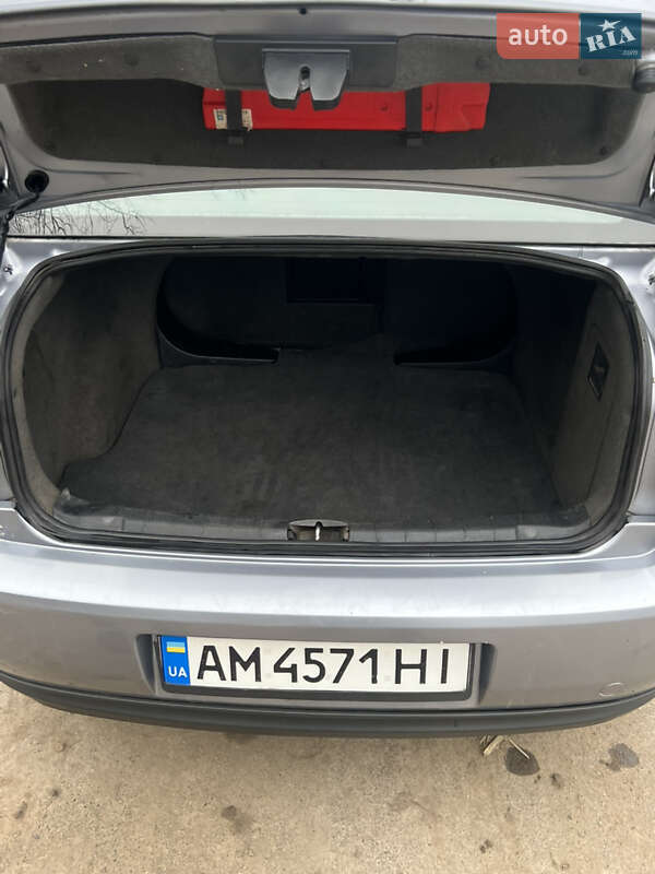 Седан Opel Vectra 2003 в Звягелі фото 8 Седан Opel Vectra 2003 в Звягелі