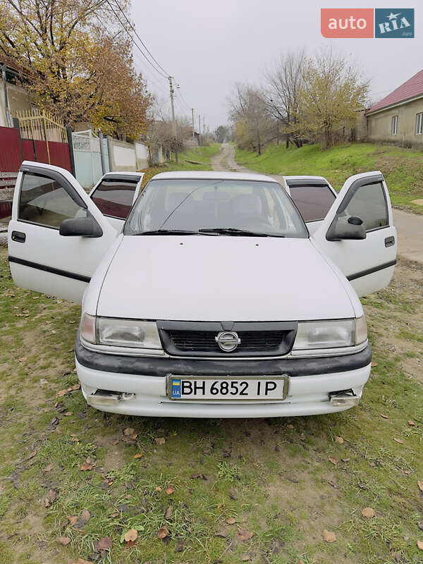 Седан Opel Vectra 1995 в Болграде фото 10 Седан Opel Vectra 1995 в Болграде