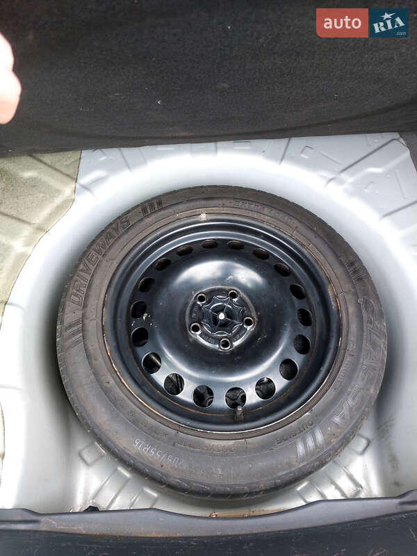 Лифтбек Opel Vectra 2005 в Днепре