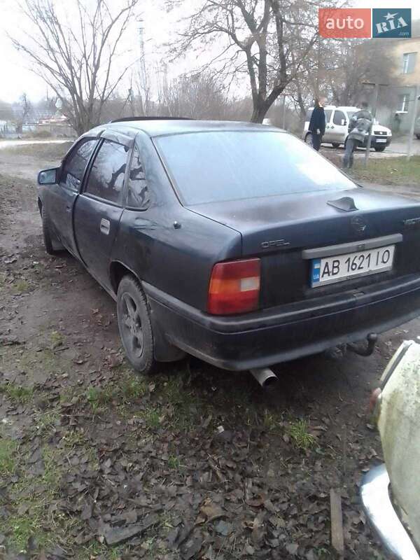 Седан Opel Vectra 1990 в Жмеринці