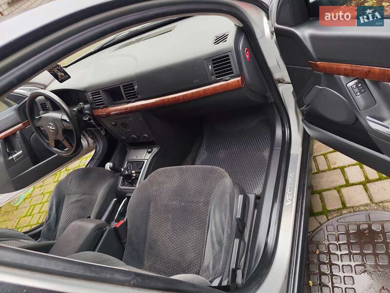 Седан Opel Vectra 2002 в Бердичеве
