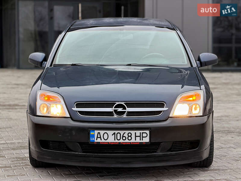 Седан Opel Vectra 2002 в Чернівцях