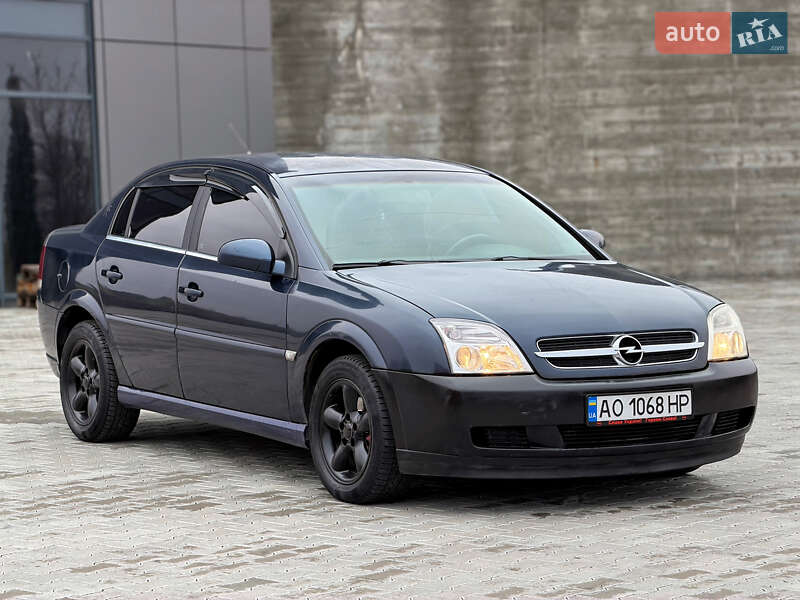 Седан Opel Vectra 2002 в Чернівцях