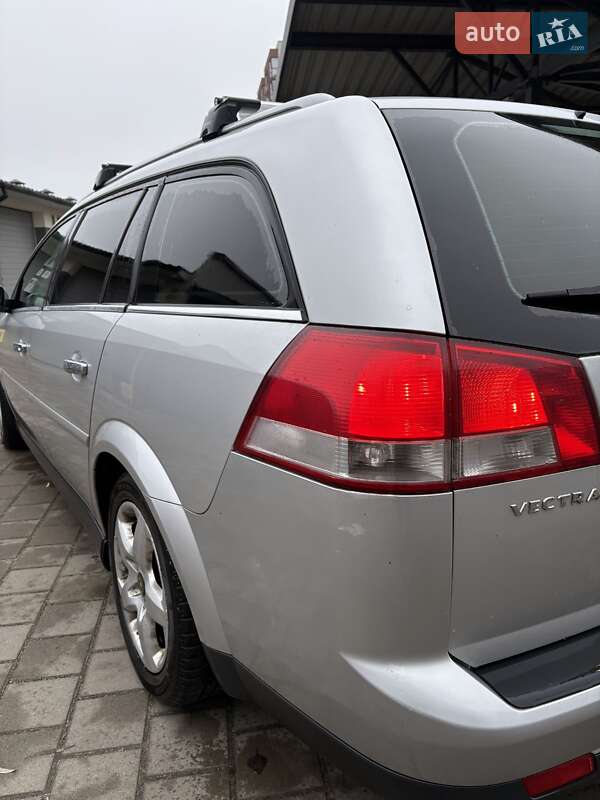 Универсал Opel Vectra 2006 в Житомире