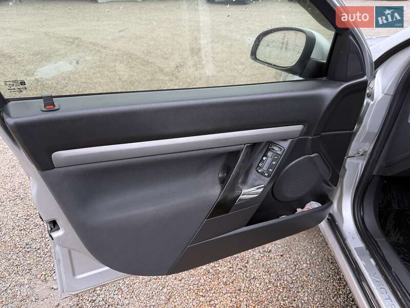 Седан Opel Vectra 2006 в Кропивницькому фото 5 Седан Opel Vectra 2006 в Кропивницькому