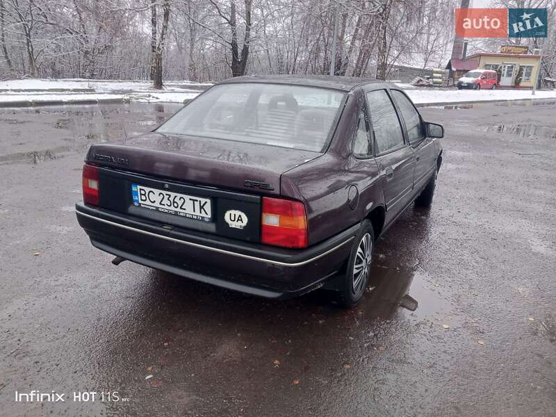 Седан Opel Vectra 1991 в Золочеві
