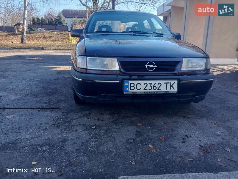 Седан Opel Vectra 1991 в Золочеві