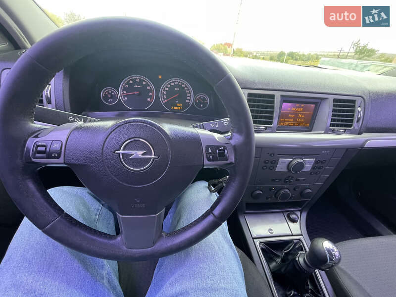 Седан Opel Vectra 2007 в Николаеве