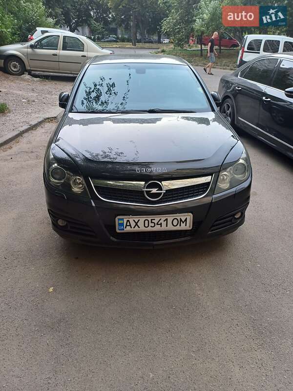Седан Opel Vectra 2008 в Днепре