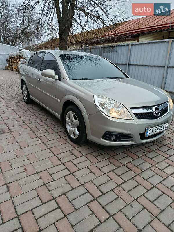 Седан Opel Vectra 2008 в Шполе