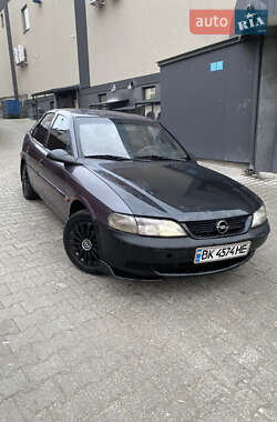 Лифтбек Opel Vectra 1997 в Тернополе