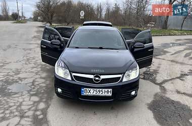 Седан Opel Vectra 2006 в Хмельницькому