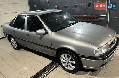 Седан Opel Vectra 1990 в Переяславі
