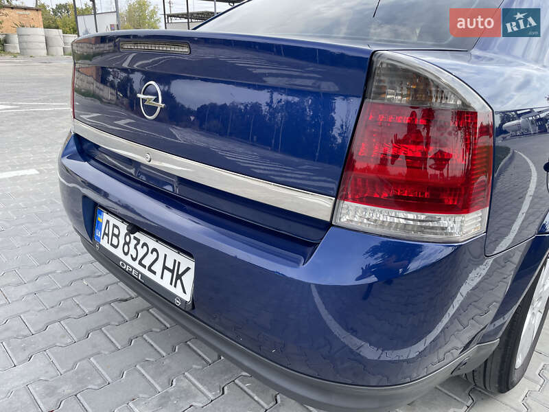Седан Opel Vectra 2003 в Тульчине