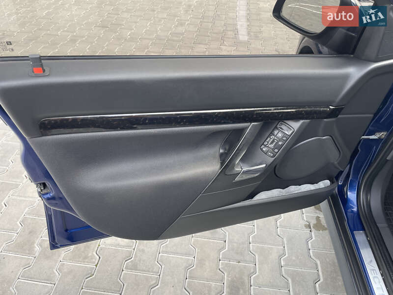 Седан Opel Vectra 2003 в Тульчине