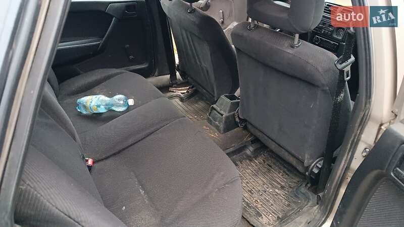 Седан Opel Vectra 1992 в Києві